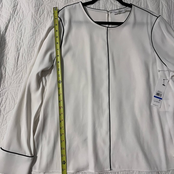 Calvin Klein White‎ Blouse with Black Trim | Chic Professional Top - Picture 5 of 5